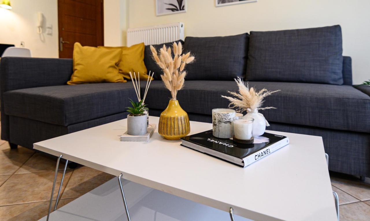 Yellow Fresh Apartment-City Center Александроуполис Экстерьер фото