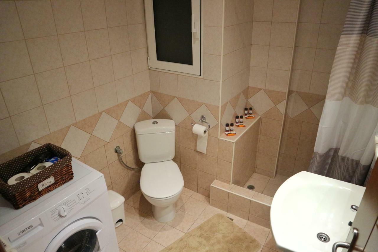 Yellow Fresh Apartment-City Center Александроуполис Экстерьер фото